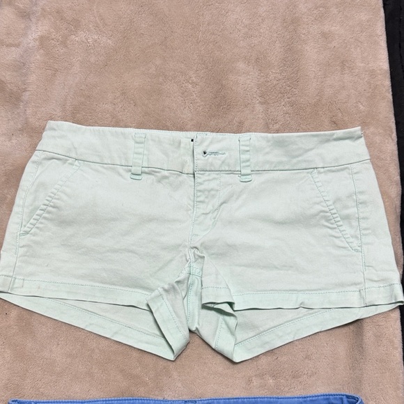 American Eagle Outfitters Women's Mint and Blue Shorts - Picture 2 of 5